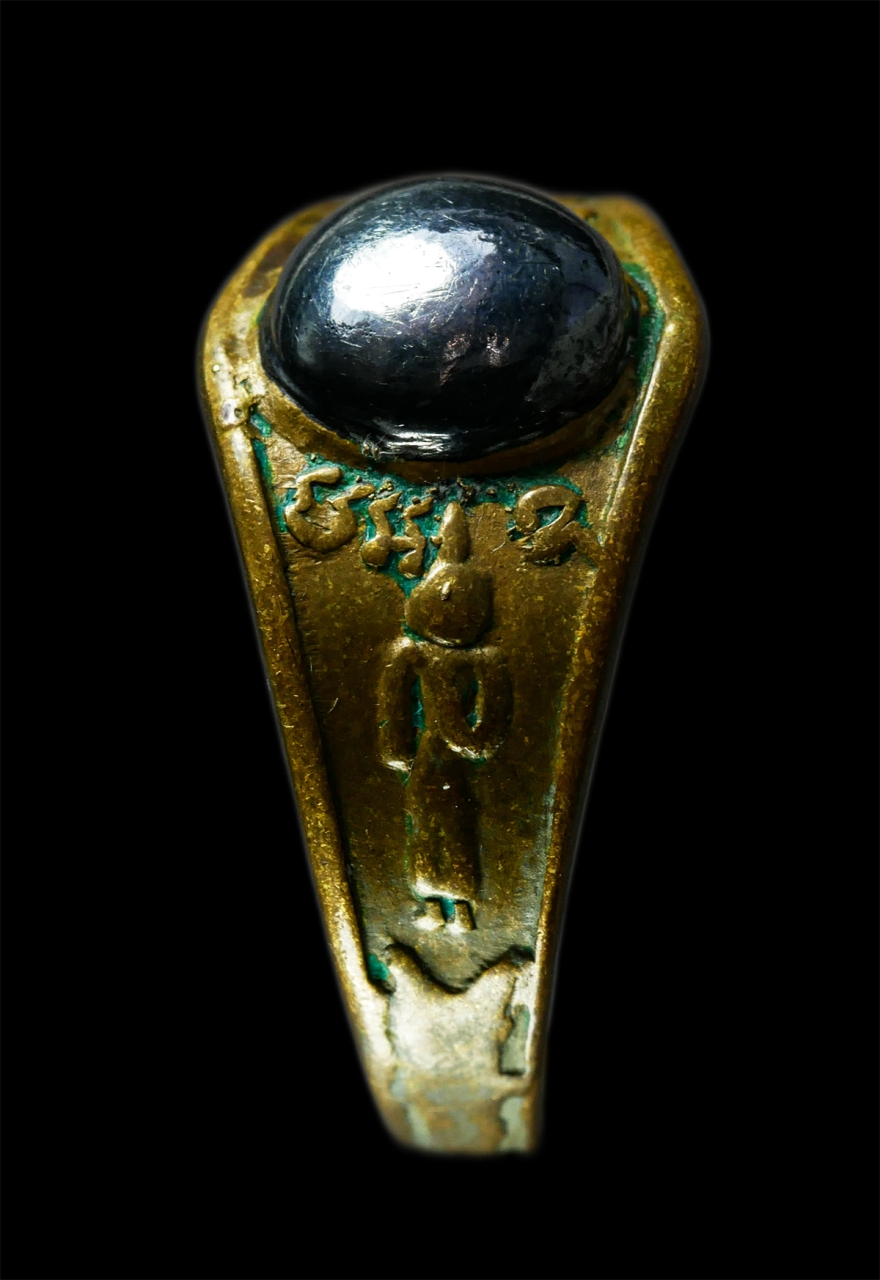 2569-03-02 (136)p.jpg - แหวนเมฆพัตร ข้างนางกวัก พระลีลา หลวงพ่ออิ่ม วัดหัวเขา จ.สุพรรณบุรี เนื้อทองผสม พระเก่าสวย น่าเก็บสะสมบูชา | https://kamulet.in.th